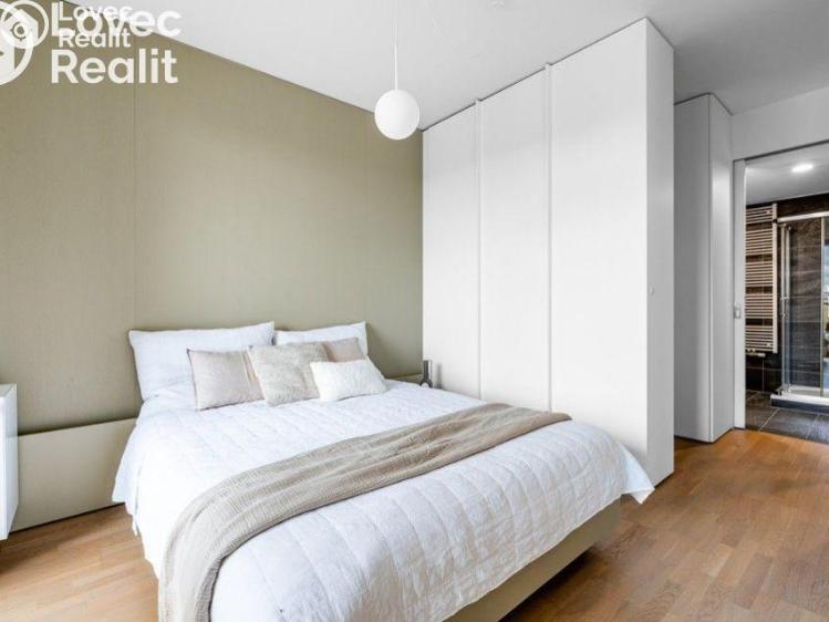 Prodej bytu 1+KK Praha, Staroměstské náměstí 551/17 č. 3