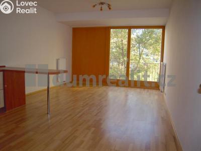 Pronájem bytu 2+KK Praha, Jeseniova 2713 č. 3