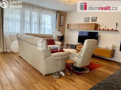 Pronájem bytu 3+KK Praha, Šlikova 313 č. 7