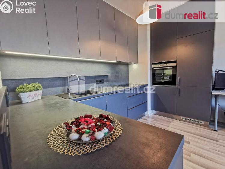 Prodej bytu 2+KK Praha, Granitova 1115 č. 2