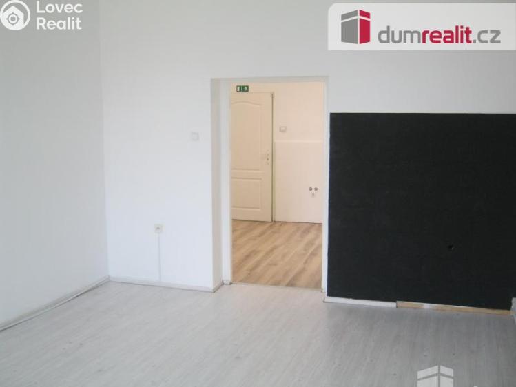 Pronájem kanceláře Plzeň, Divadelní 203 č. 2