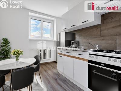 Prodej bytu 2+1 Sokolov, Plzeňská 1483 č. 8