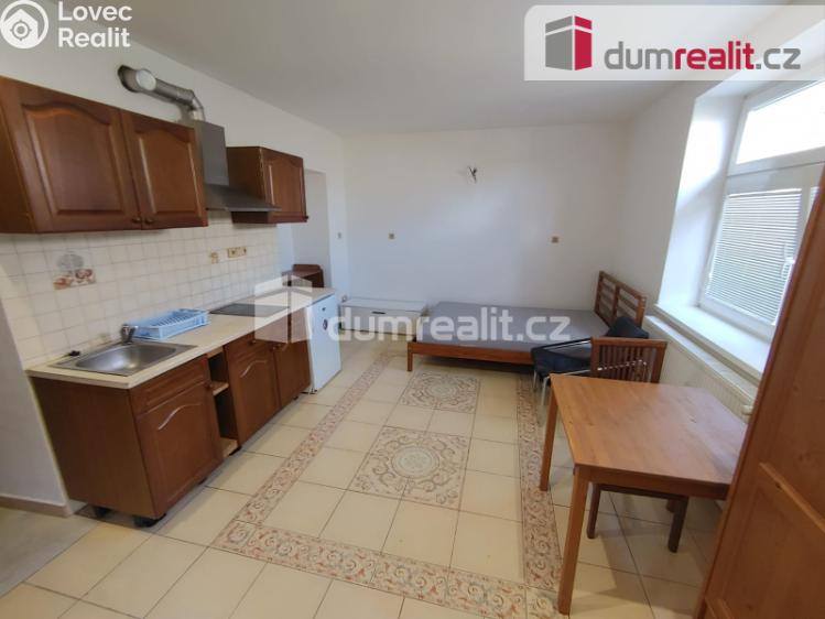 Pronájem bytu 1+KK Frenštát pod Radhoštěm, Dráhy 188 č. 2