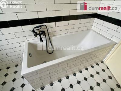 Pronájem bytu 5+1 Ústí nad Labem, Karla IV. č. 6