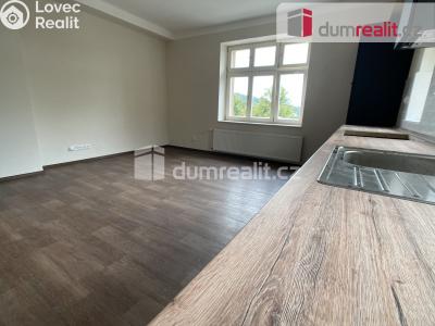 Pronájem bytu 5+1 Ústí nad Labem, Karla IV. č. 32