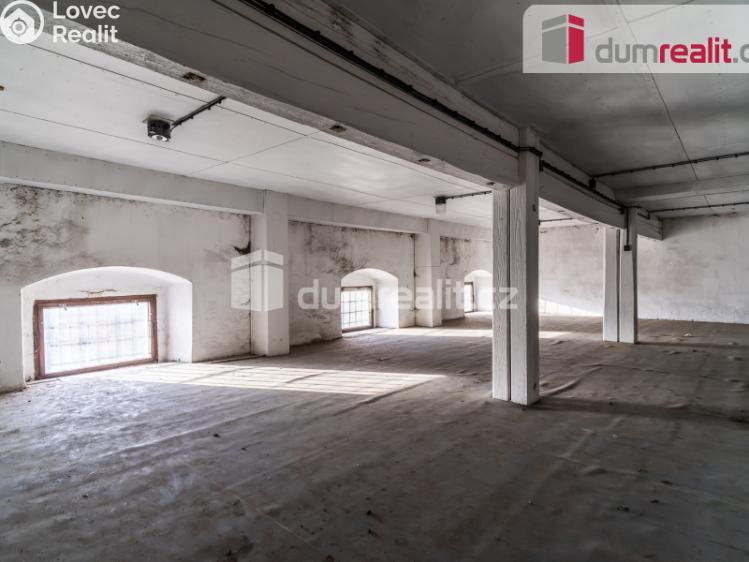 Prodej komerční nemovitosti Louňovice pod Blaníkem, náměstí J. Žižky 2 č. 5