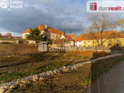 Prodej komerční nemovitosti Louňovice pod Blaníkem, náměstí J. Žižky 2 č. 9