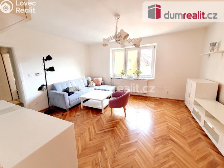 Pronájem bytu 2+1 Plzeň, Suvorovova 2076 č. 4