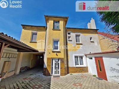 Prodej rodinného domu Praha, U Řempa 76 č. 6