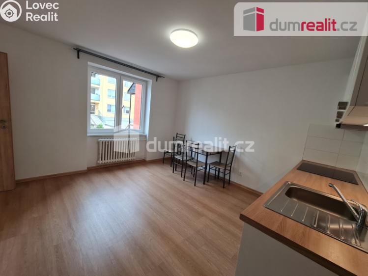 Pronájem bytu 2+KK Praha, Kloboukova 1239 č. 1