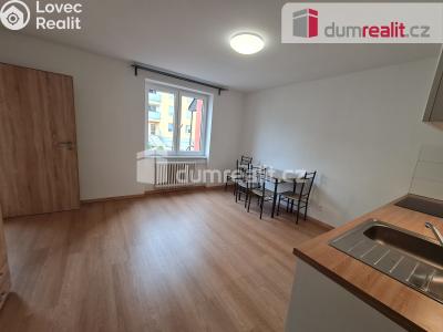 Pronájem bytu 2+KK Praha, Kloboukova 1239 č. 5