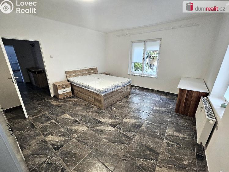 Pronájem bytu 1+1 Plzeň, V Lomech 753 č. 2