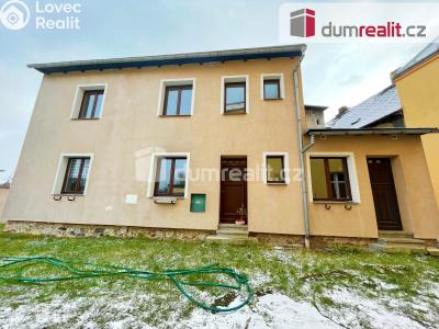 Pronájem rodinného domu Chlumec č. 12