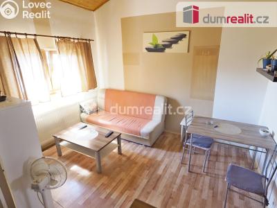 Prodej rodinného domu Neratovice, Vojtěšská 124 č. 8