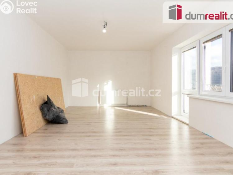 Pronájem bytu 3+1 Ústí nad Labem, Opletalova 174 č. 5