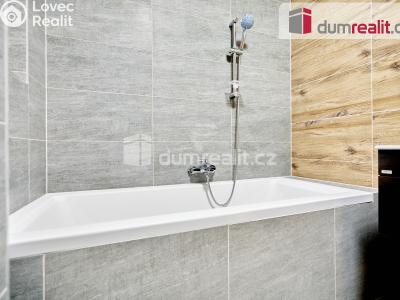 Prodej bytu 3+KK Karlovy Vary, nábřeží Jana Palacha 1332 č. 9