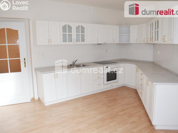 Prodej činžovního domu Modlany č. 3