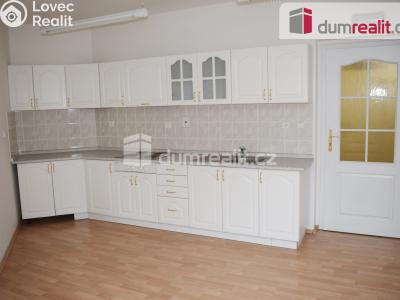 Prodej činžovního domu Modlany č. 6