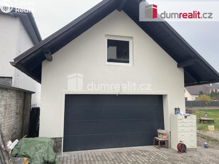 Pronájem rodinného domu Praha, Romana Blahníka 804 č. 3