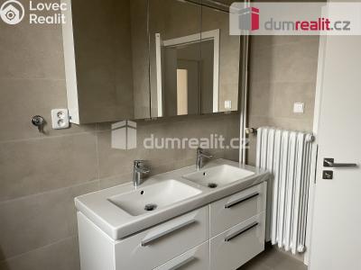 Pronájem rodinného domu Praha, Romana Blahníka 804 č. 7