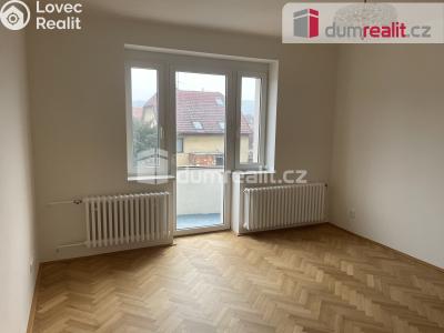 Pronájem rodinného domu Praha, Romana Blahníka 804 č. 24