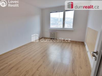 Prodej bytu 3+1 Ústí nad Labem, Žukovova 1334 č. 8