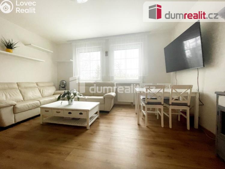 Pronájem bytu 3+KK Chlumec, Stradovská 0 č. 2