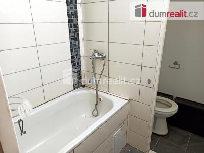 Prodej bytu 1+1 Ostrov, Kollárova 1270 č. 10