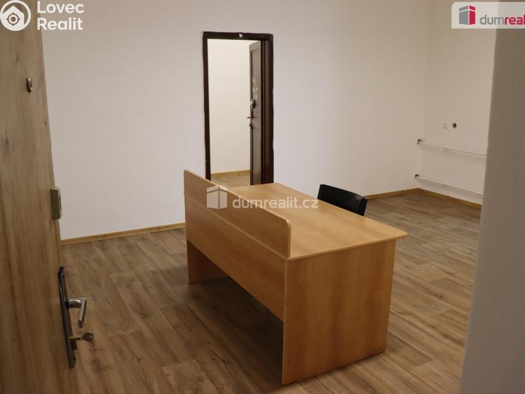 Pronájem obchodního prostoru Břeclav, náměstí T. G. Masaryka 46 č. 1