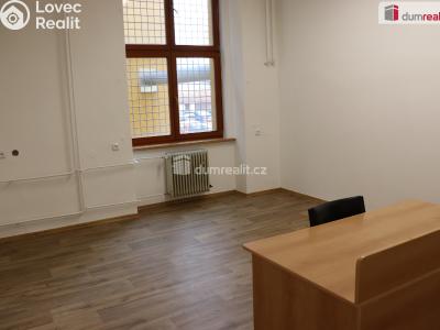 Pronájem obchodního prostoru Břeclav, náměstí T. G. Masaryka 46 č. 4