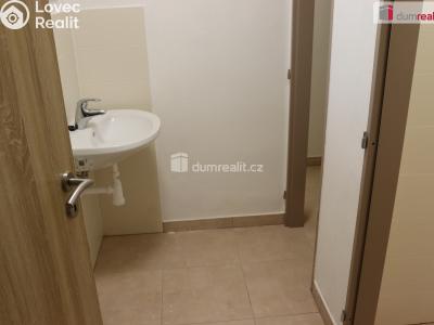 Pronájem obchodního prostoru Břeclav, náměstí T. G. Masaryka 46 č. 8