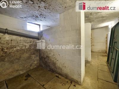 Prodej rodinného domu Mělník, Chloumecká 2695 č. 24