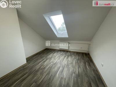 Prodej bytu 3+1 Vysoký Chlumec č. 7