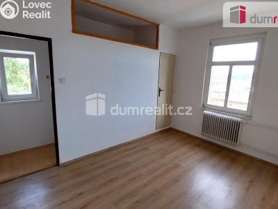 Pronájem rodinného domu Zlín, Bratří Sousedíků 1084 č. 7