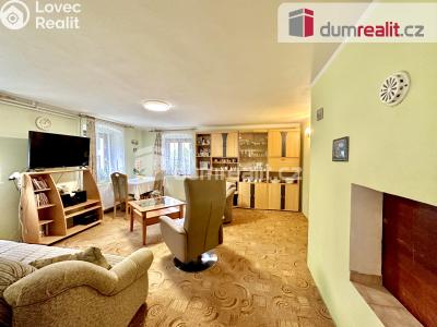 Prodej rodinného domu Velké Březno, Náměstí 13 č. 12