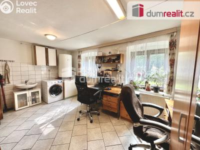 Prodej rodinného domu Velké Březno, Náměstí 13 č. 19