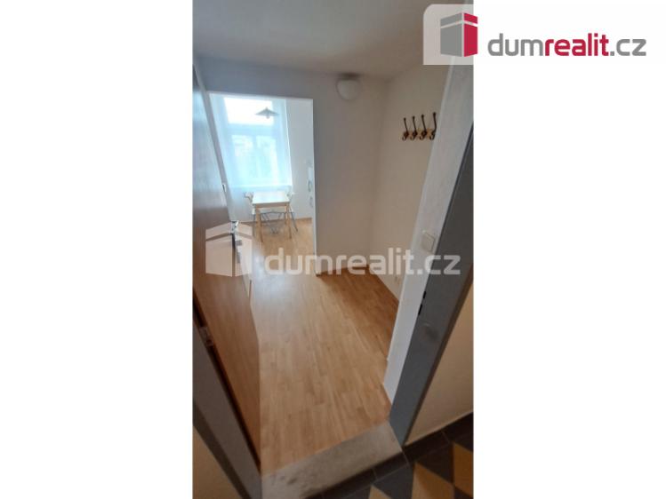 Pronájem bytu 1+1 Praha, Na Petynce 428 č. 14