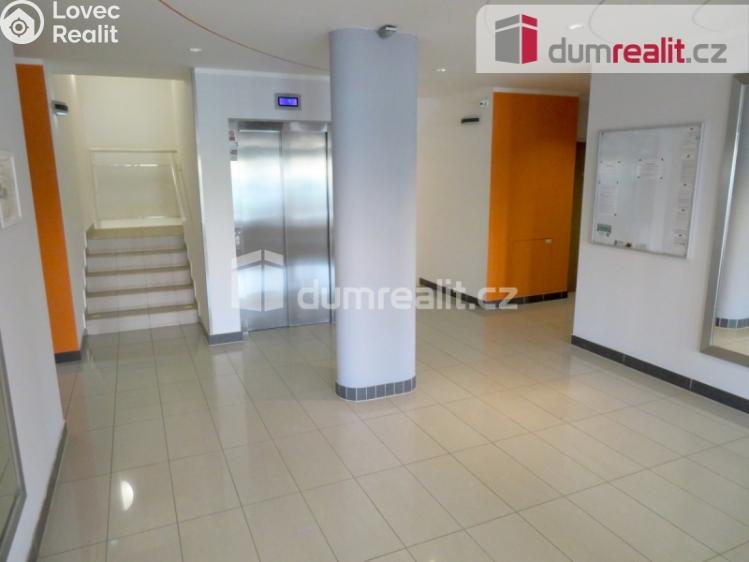 Pronájem bytu 1+KK Praha, Tupolevova 741 č. 17