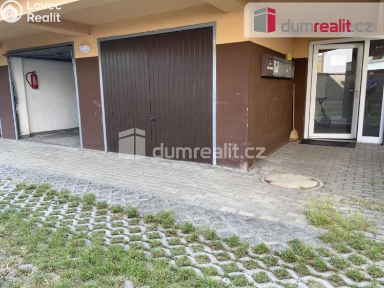 Pronájem bytu 4+KK Praha, Husovo náměstí 0 č. 13