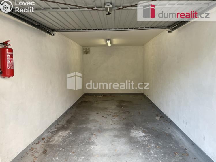 Pronájem bytu 4+KK Praha, Husovo náměstí 0 č. 14