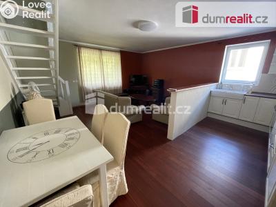 Pronájem bytu 4+KK Praha, Husovo náměstí č. 4