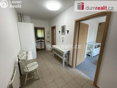 Pronájem bytu 4+KK Praha, Husovo náměstí č. 8