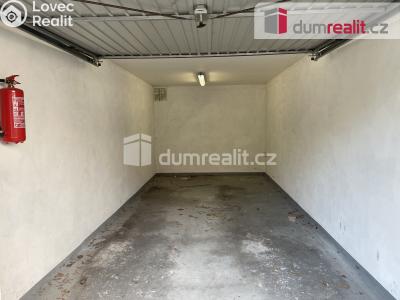 Pronájem bytu 4+KK Praha, Husovo náměstí č. 14