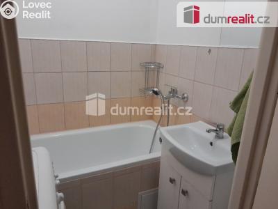 Pronájem bytu 2+1 Ostrov, Severní 1185 č. 14