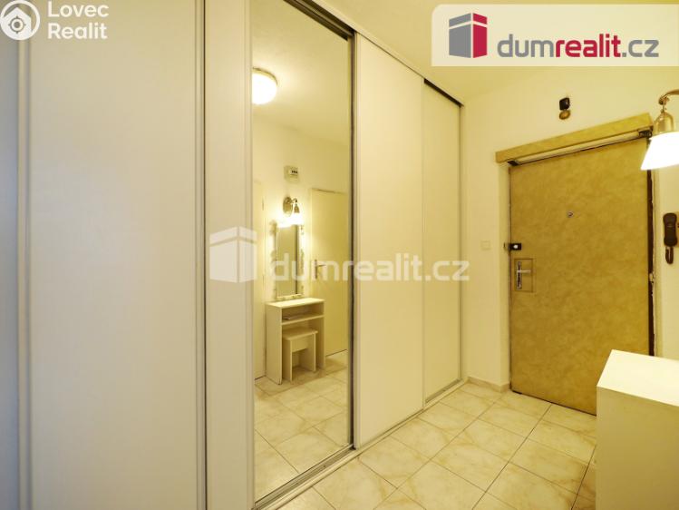 Prodej bytu 2+1 Praha, U Petřin 1861 č. 9