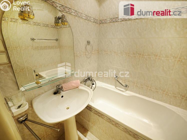 Prodej bytu 2+1 Praha, U Petřin 1861 č. 10