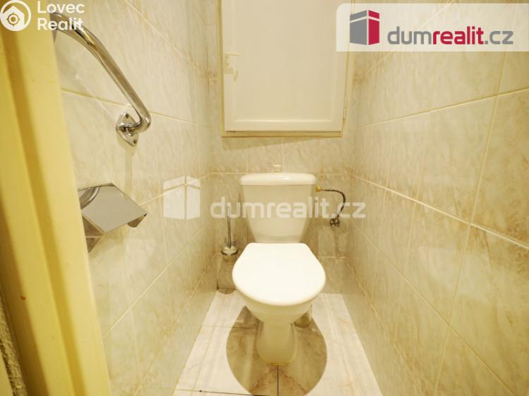 Prodej bytu 2+1 Praha, U Petřin 1861 č. 17