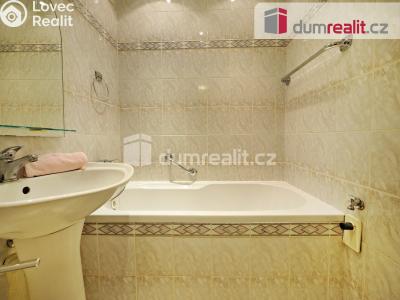 Prodej bytu 2+1 Praha, U Petřin 1861 č. 2