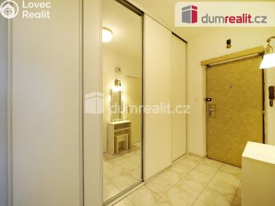 Prodej bytu 2+1 Praha, U Petřin 1861 č. 9