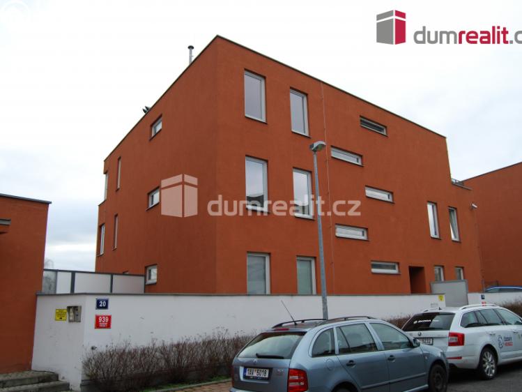 Pronájem bytu 2+KK Praha, Na vysočanských vinicích 939 č. 17